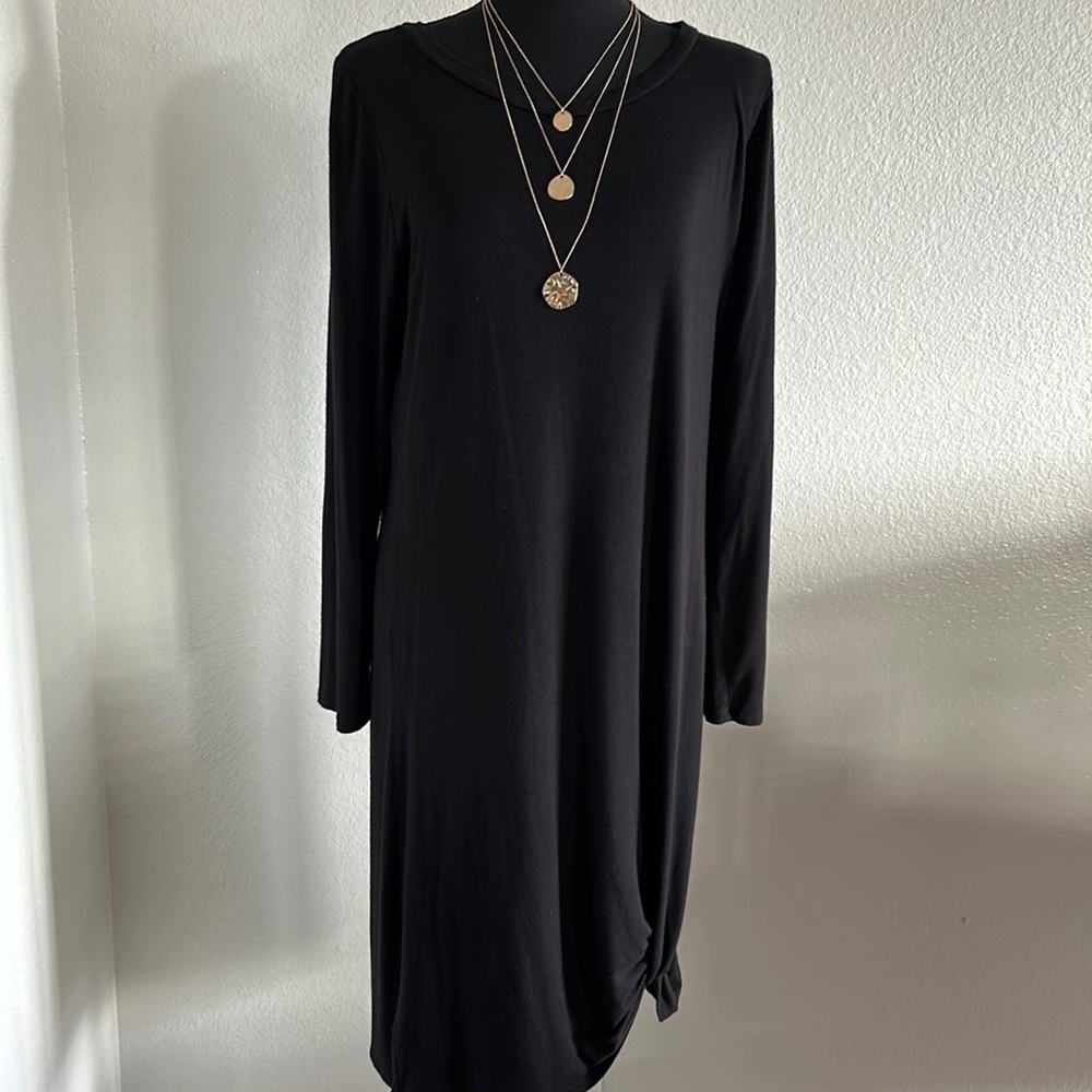 ❗️LAST CHANCE ITEM❗️Black Long Sleeve Dress Size Large